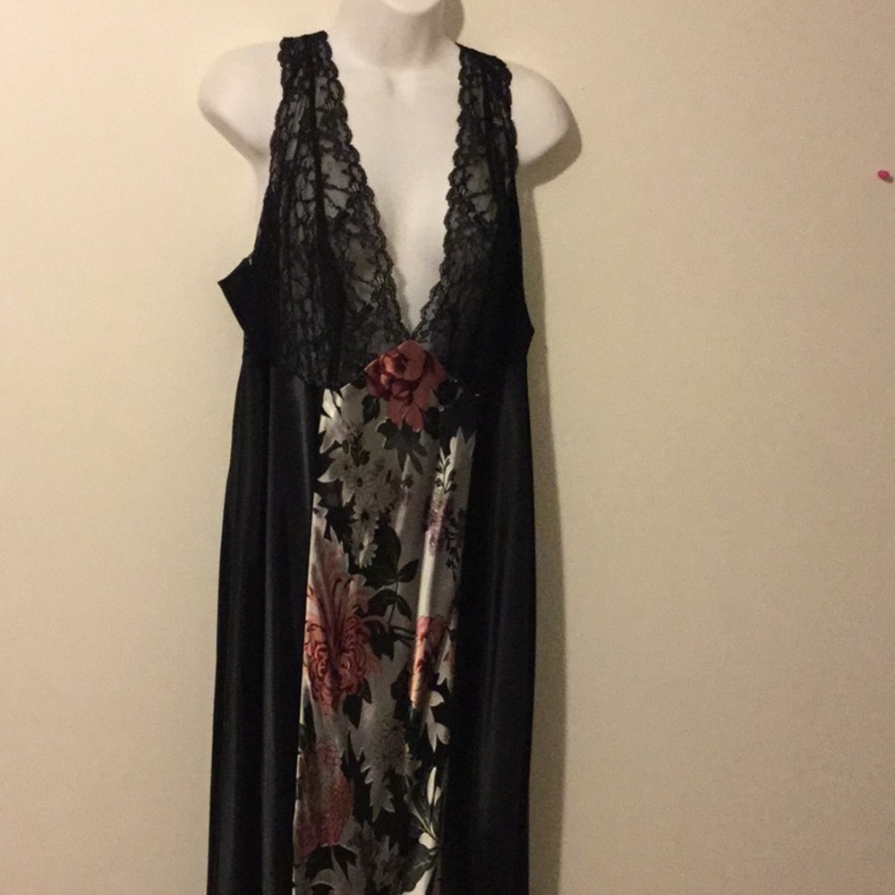 Cacique lingerie